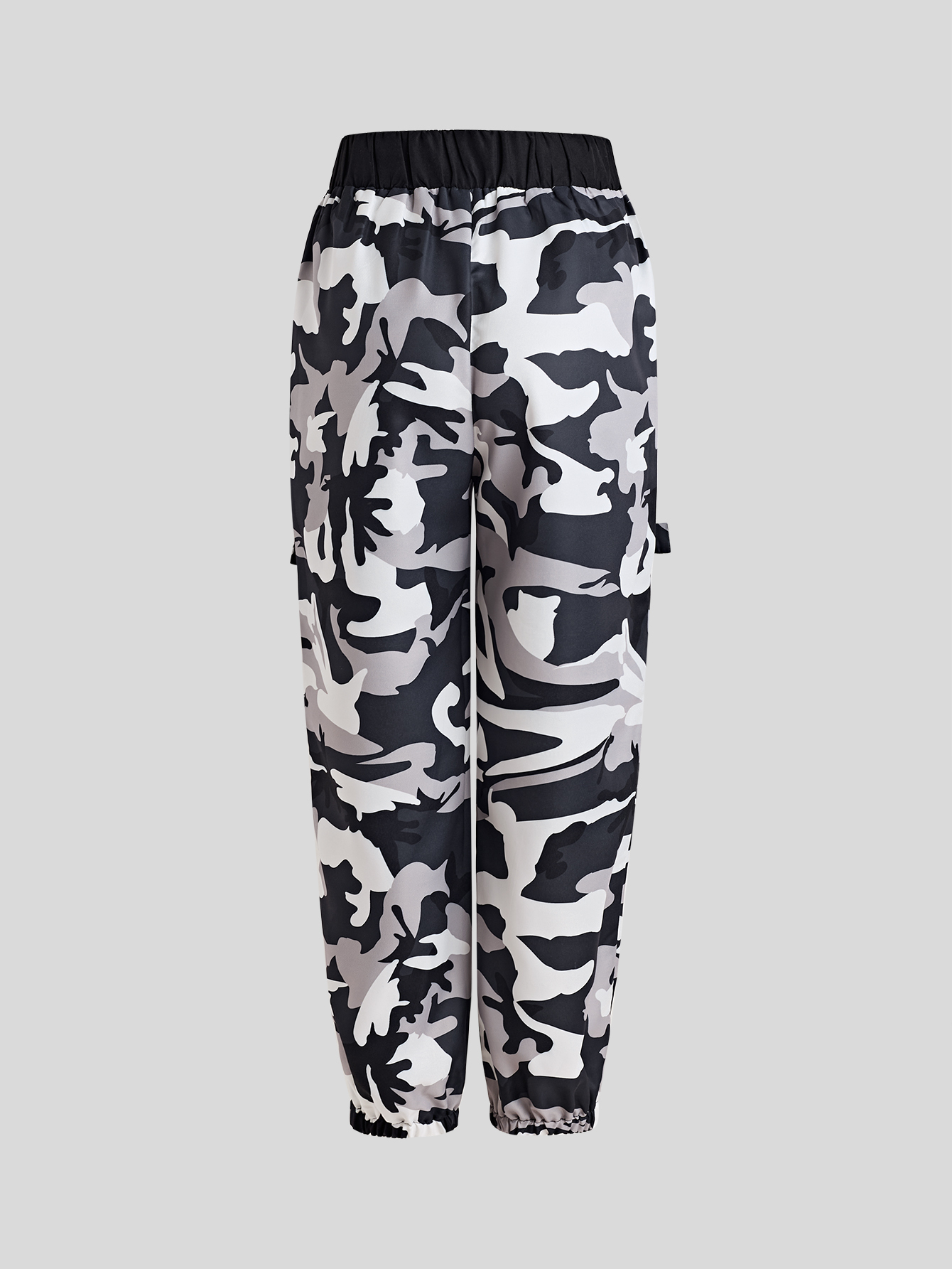 XH648 Buttoned Camouflage Print Buckle Cargo Pants