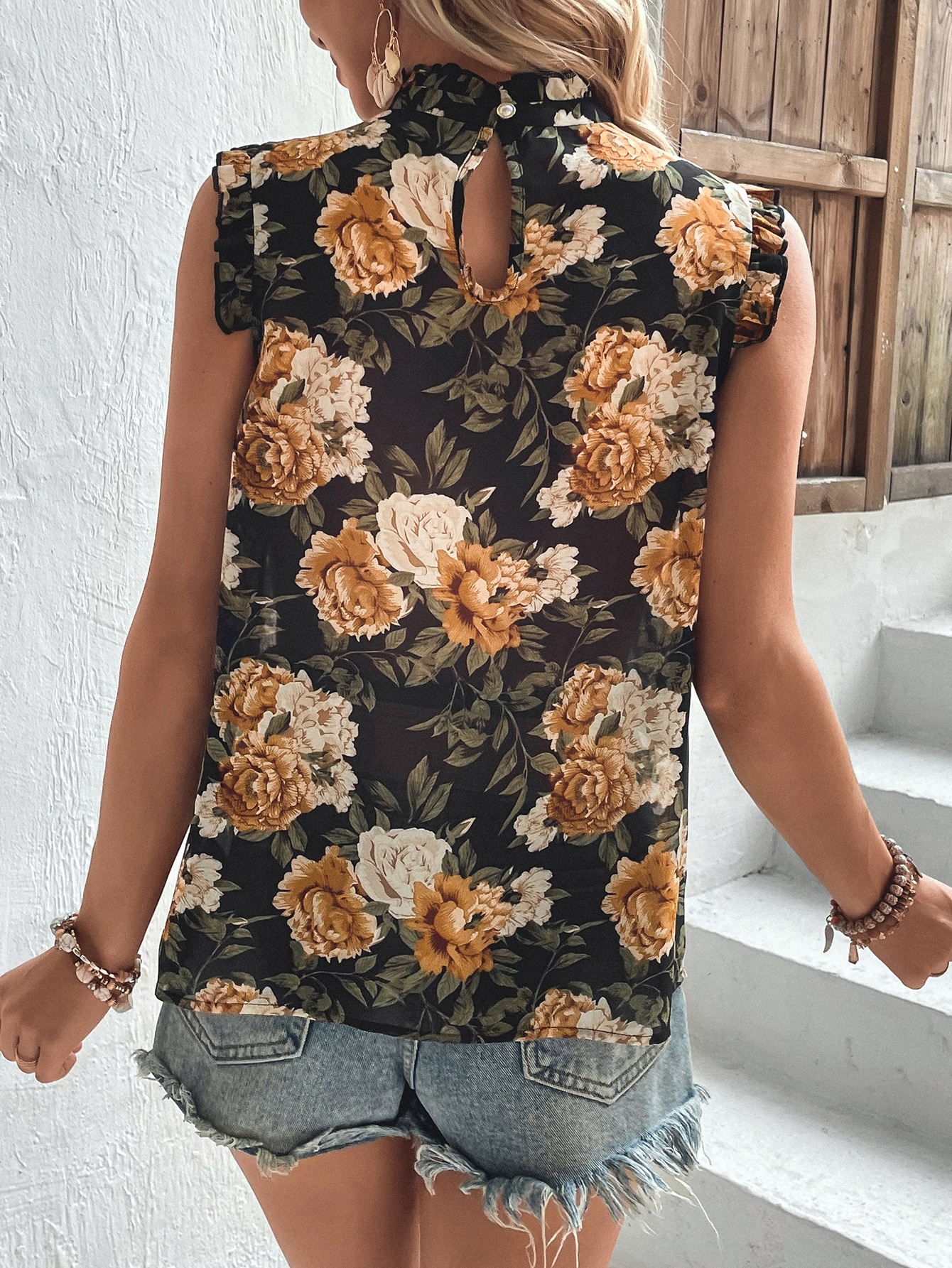 s988 Floral Print Keyhole Back Sleeveless Blouse