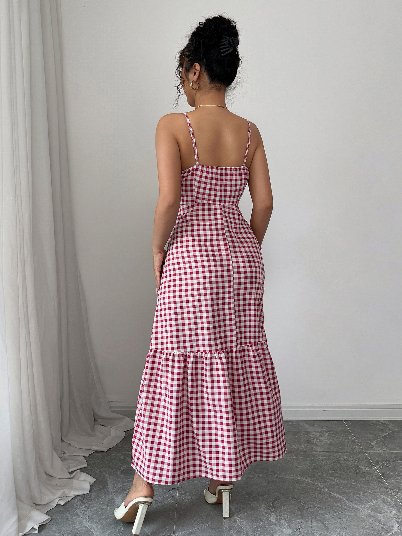 Women's Casual Plaid Strap Dress With Ruffle Hem & Single-Breasted