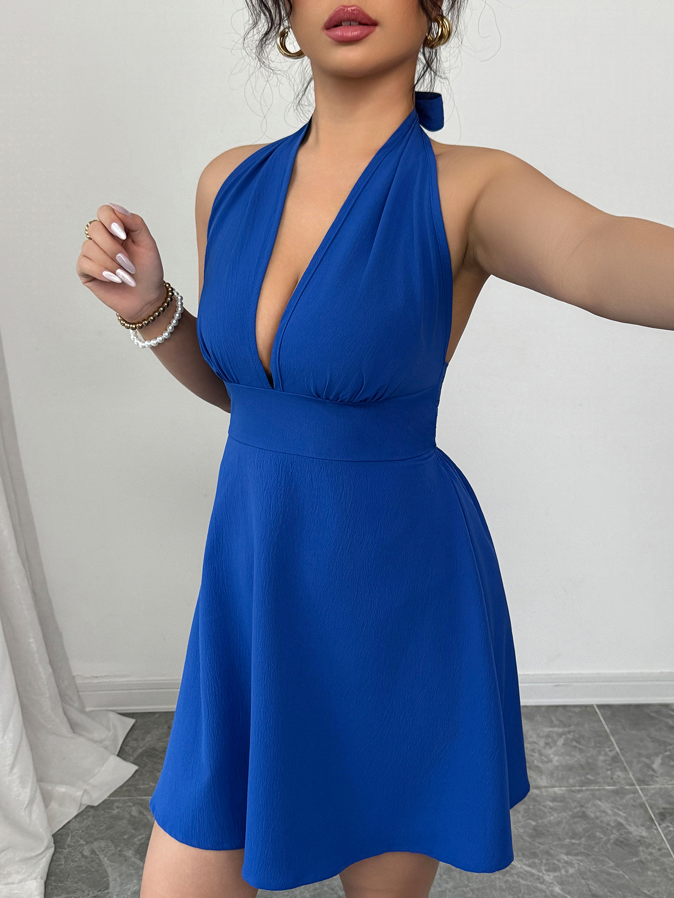 Elenzga Elegant & Sexy Solid Color Backless Tie Neck Sleeveless Dress