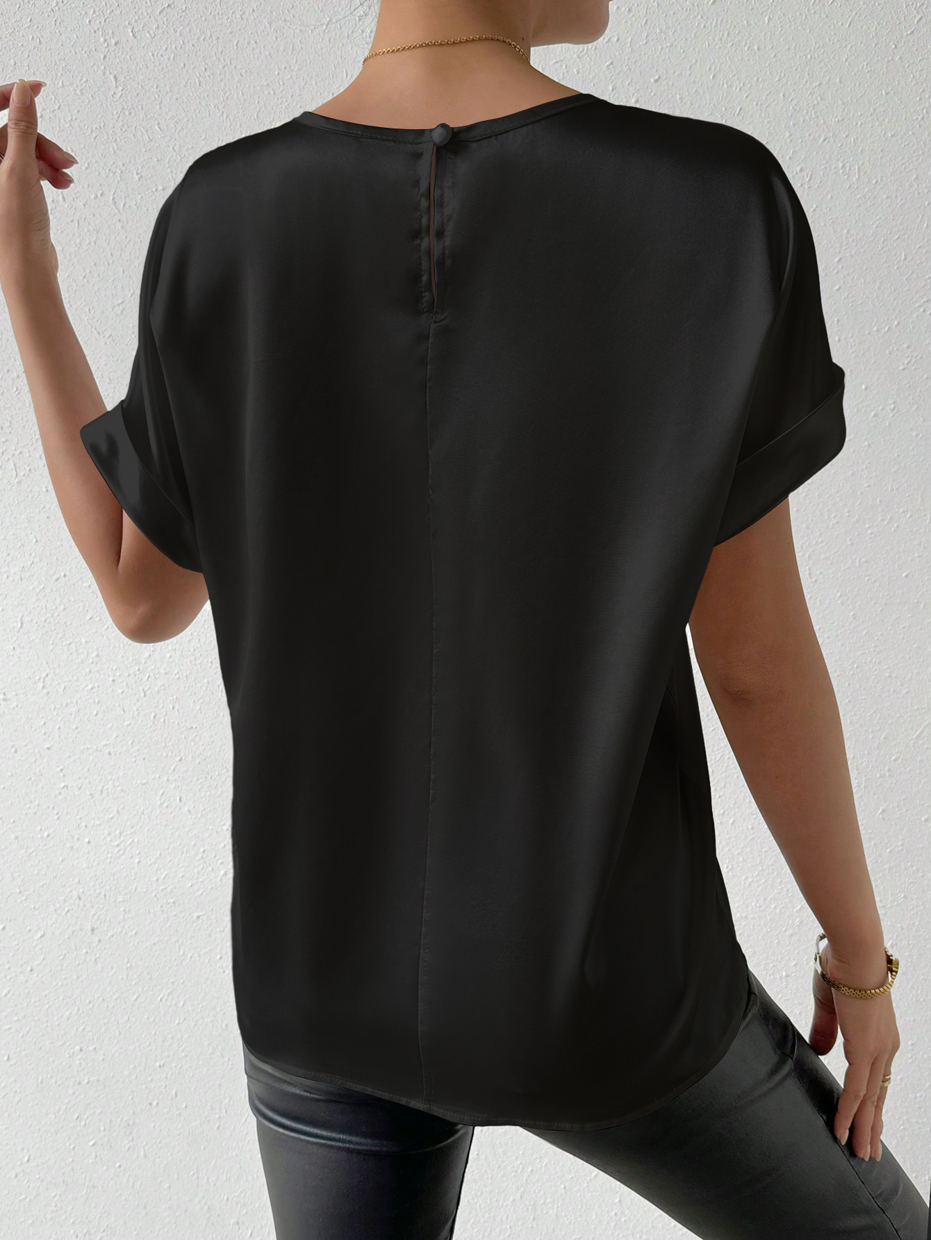  XD010 Women's Batwing Sleeve Top With Back Keyhole Design