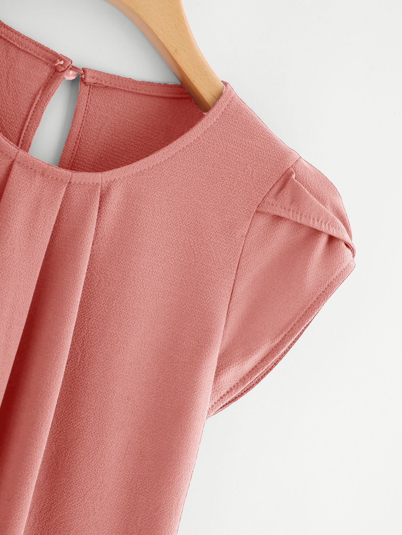 Holidaya Floral Print Pleated Cap Sleeve Top