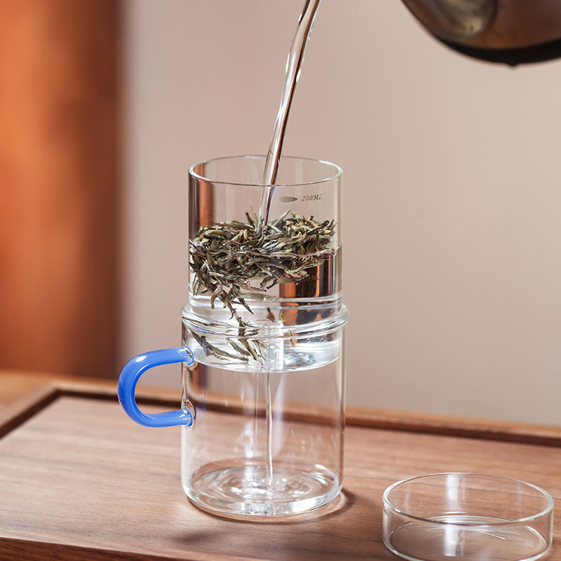 200ml Glass Tea Infuser Cup – Handcrafted Borosilicate Brewing Mug