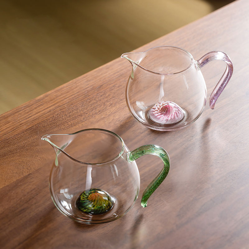 Elegant Borosilicate Tea Cup 240ml – Handcrafted, Floral Design Dual Color