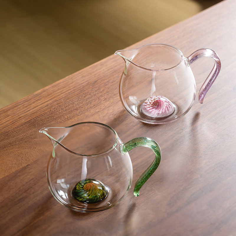 Elegant Borosilicate Tea Cup 240ml – Handcrafted, Floral Design Dual Color