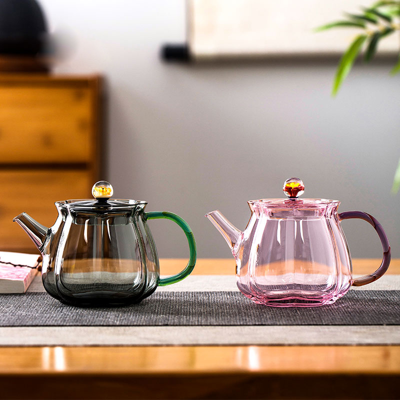 Elegant Handcrafted Tea Pot 180ml – Gourd Shape, Smooth Pouring, Perfect for All Teas