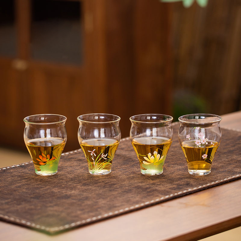 Hand-Painted Glass Tea Cups 2pcs 70ml | Lotus, Sakura, Orchid