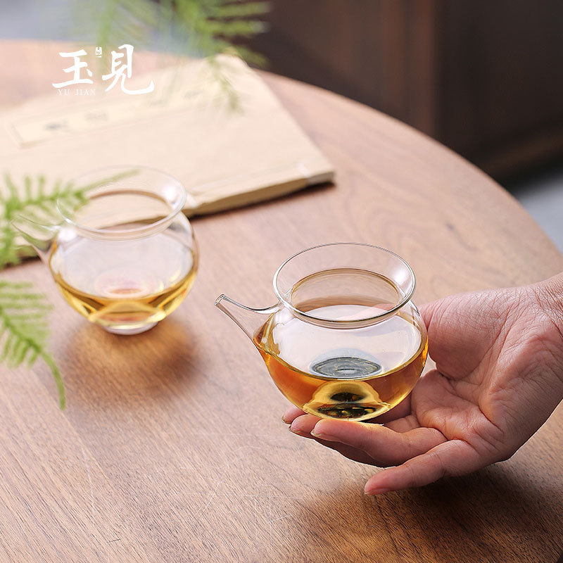 Handcrafted Glass Gongdao Cup – Spring Bird Fairness Pitcher 180ml