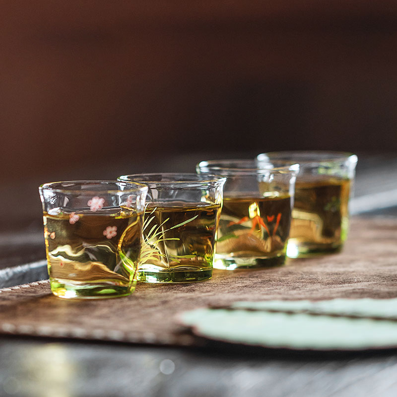 Hand-Painted 50ml Glass Tea Cup Set – 4pcs