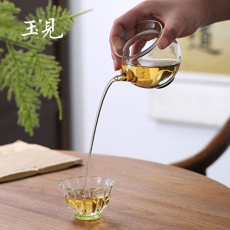 Handcrafted Glass Gongdao Cup – Spring Bird Fairness Pitcher 180ml