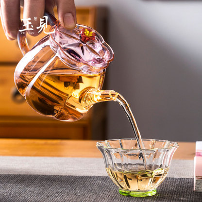 Elegant Handcrafted Tea Pot 180ml – Gourd Shape, Smooth Pouring, Perfect for All Teas