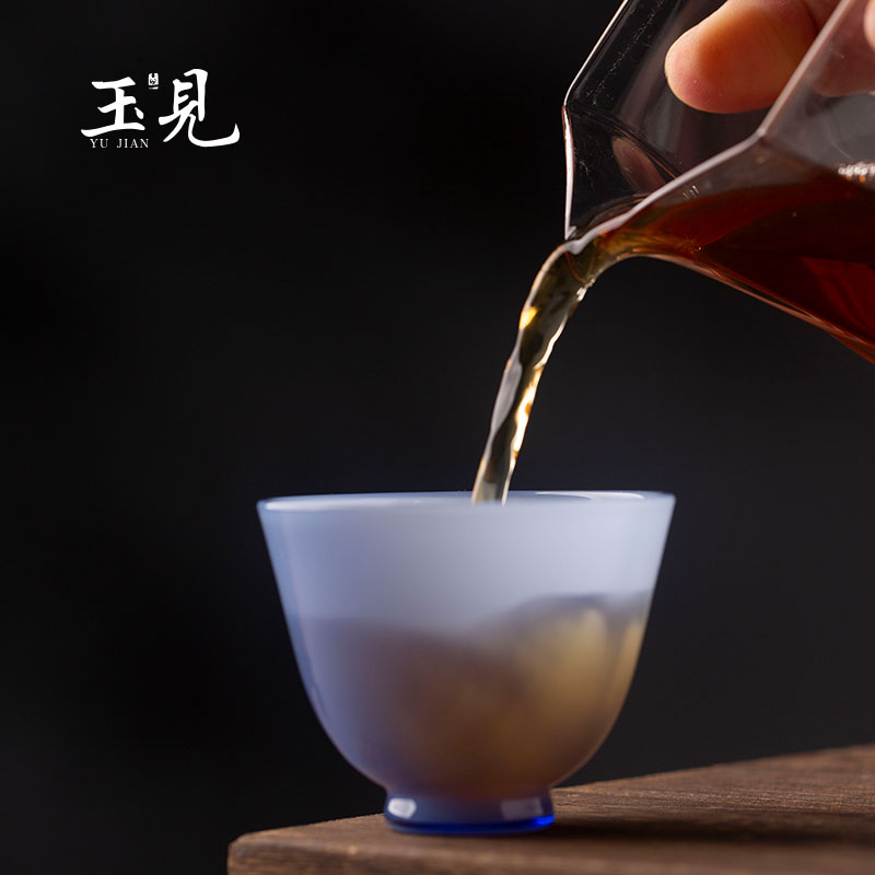 Handcrafted Glass Master Cup 90ml – Round Design