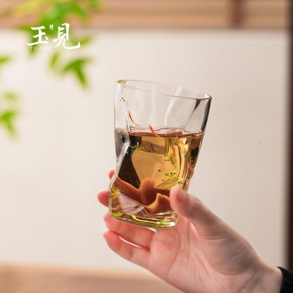 Hand-Painted Lotus Fish Glass Tea Cup 260ml / 180ml | Gift Box