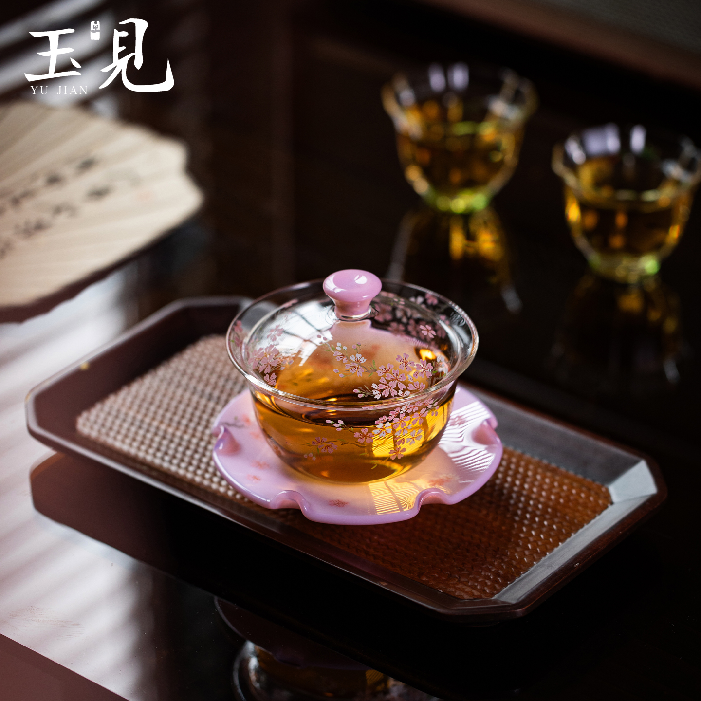 Handcrafted Pink Sakura Glass Gaiwan – 150ml Hand-Painted Tea Bowl