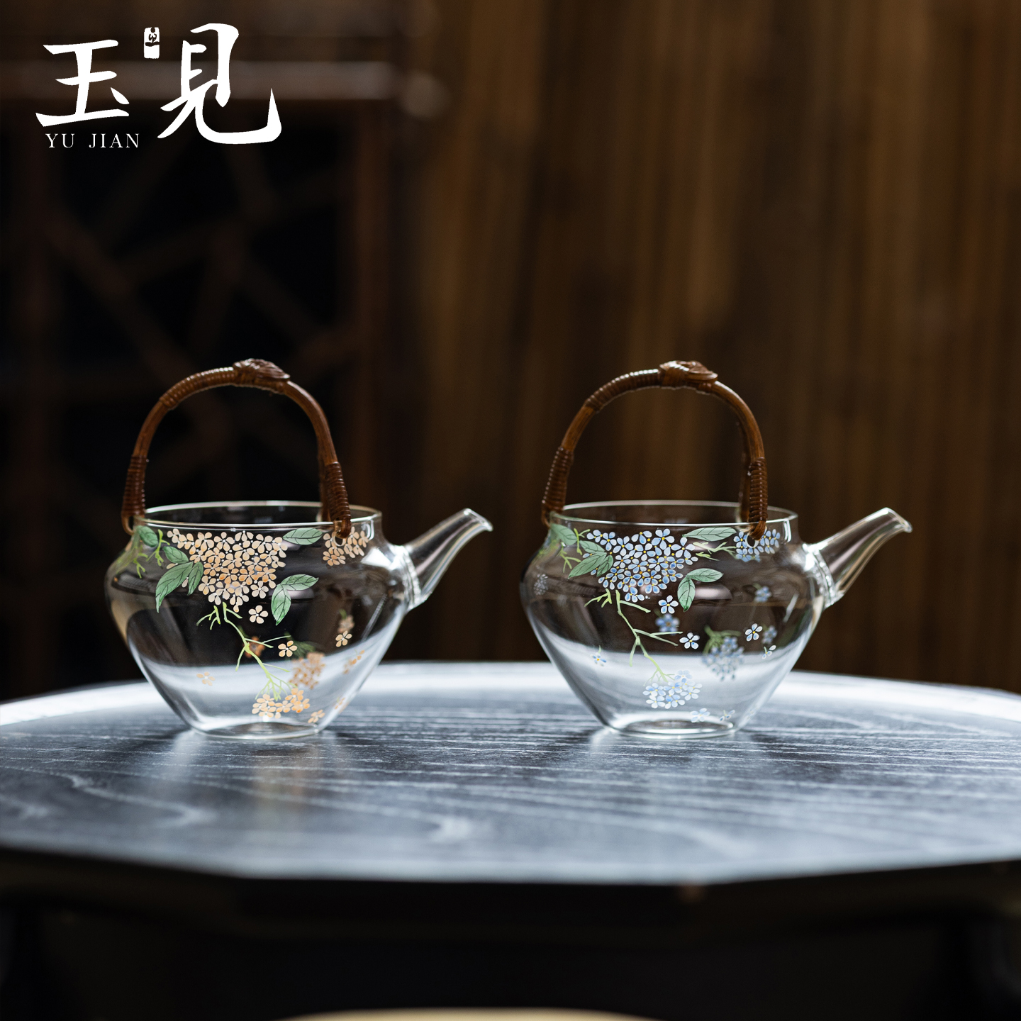Handcrafted Borosilicate Glass Teapot with Rattan Handle – Hand-Painted Hydrangea