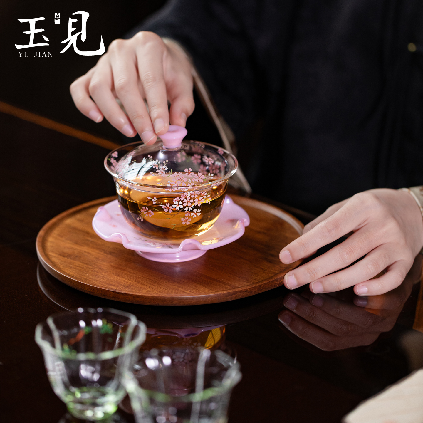 Handcrafted Pink Sakura Glass Gaiwan – 150ml Hand-Painted Tea Bowl