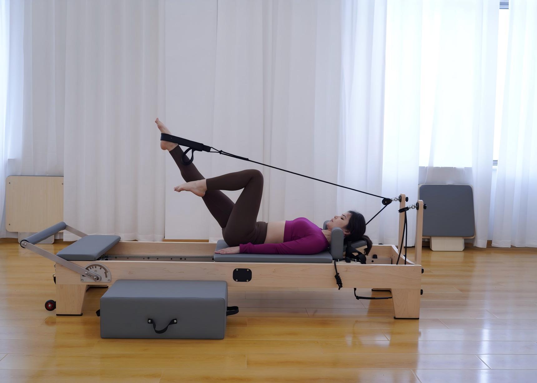 Studio Standard Pilates Reformer