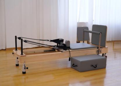 Studio Adjustable Pilates Reformer