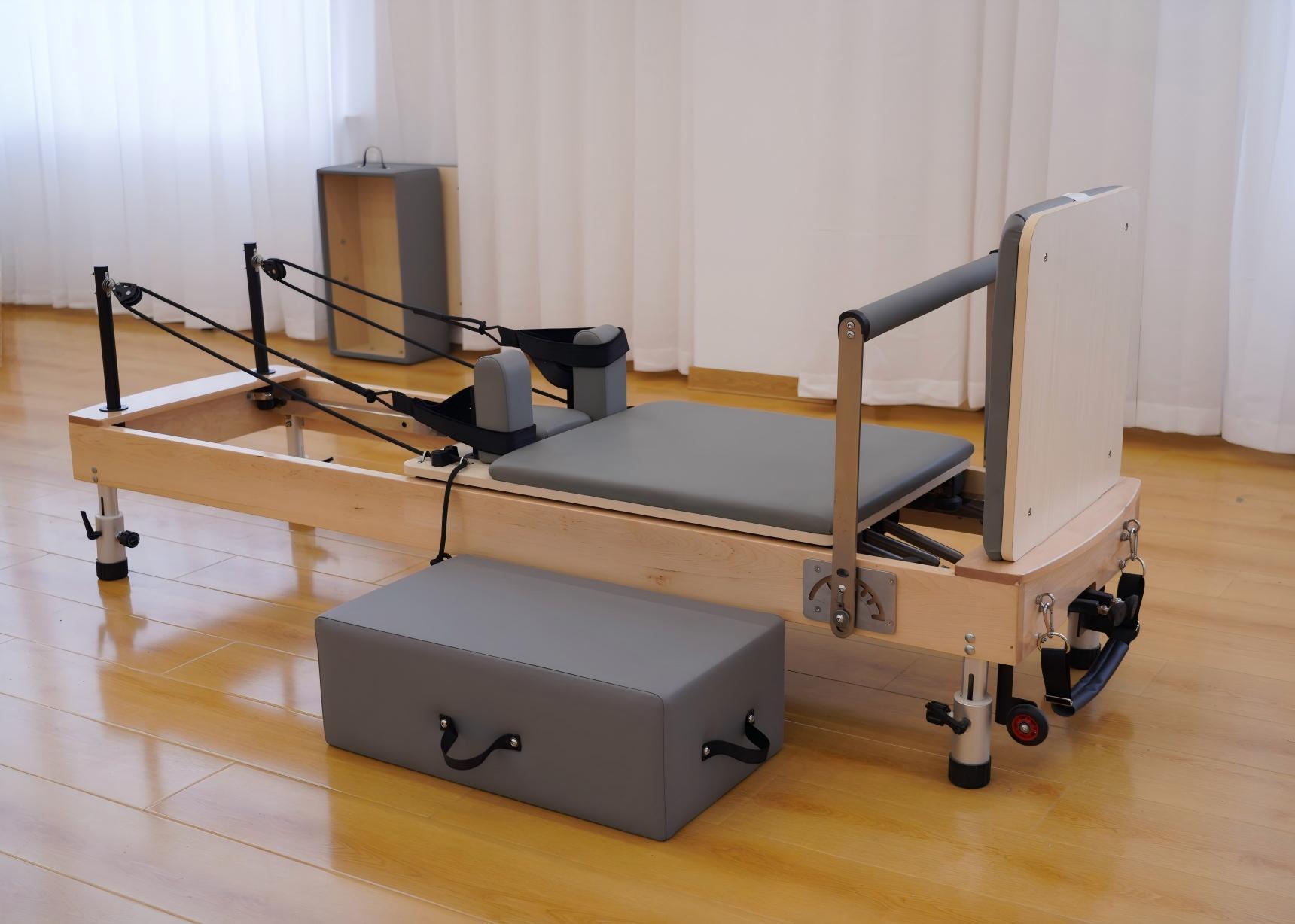 Studio Adjustable Pilates Reformer