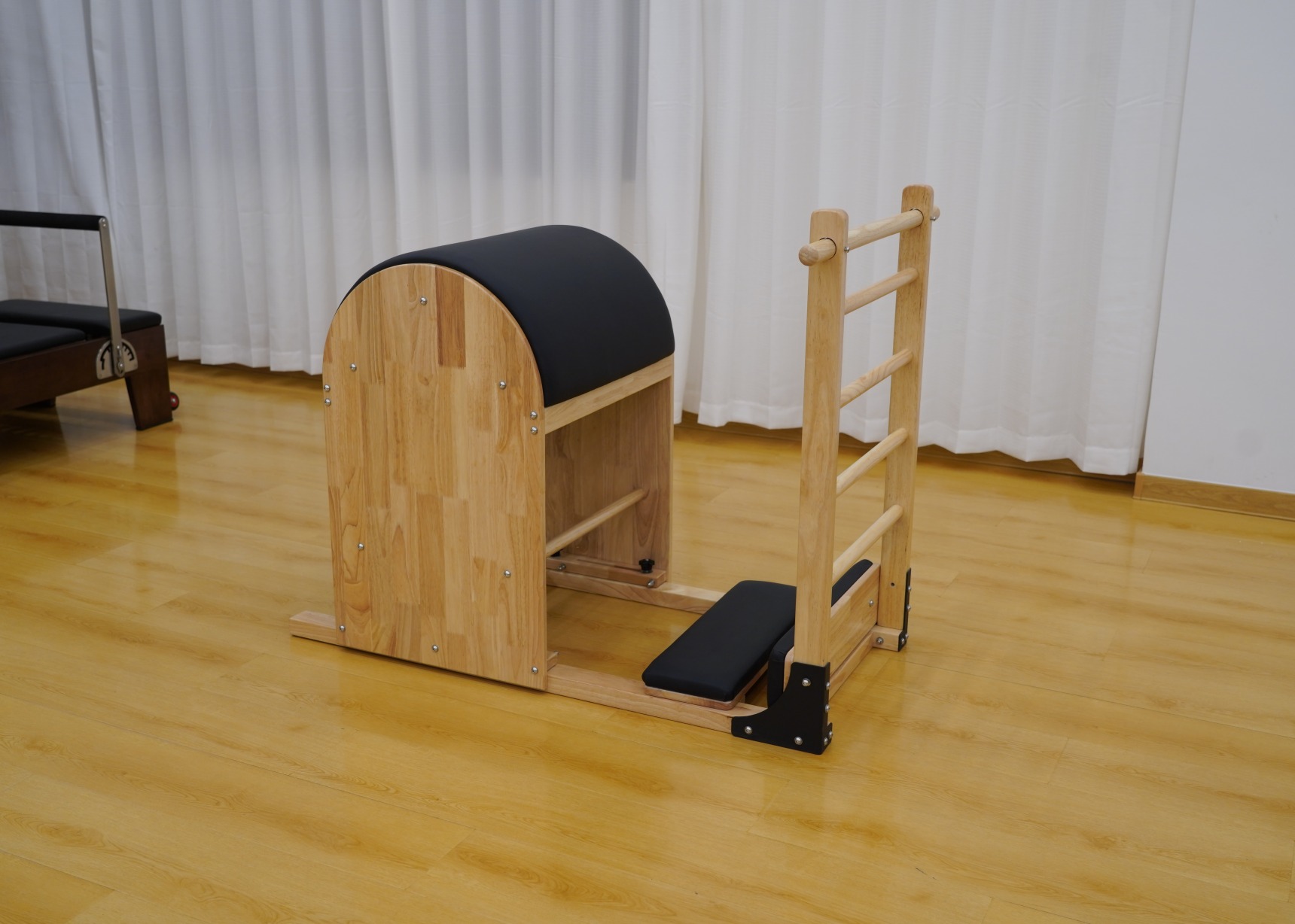 Pilates Standard Ladder Barrel with Wooden Base