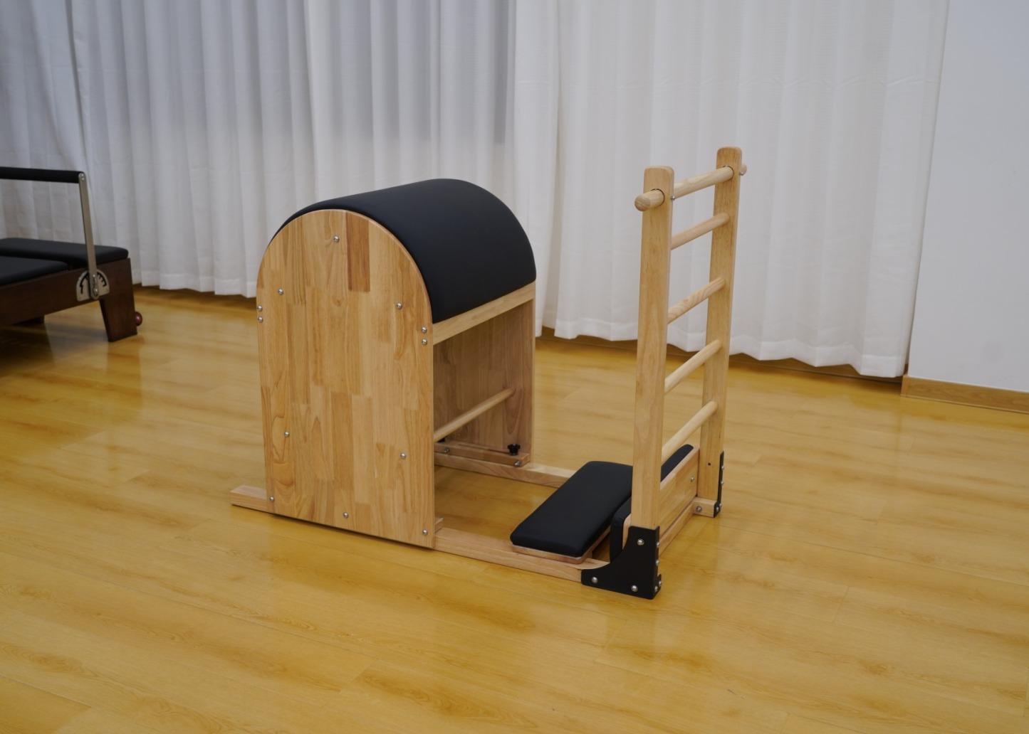 Pilates Standard Ladder Barrel with Wooden Base