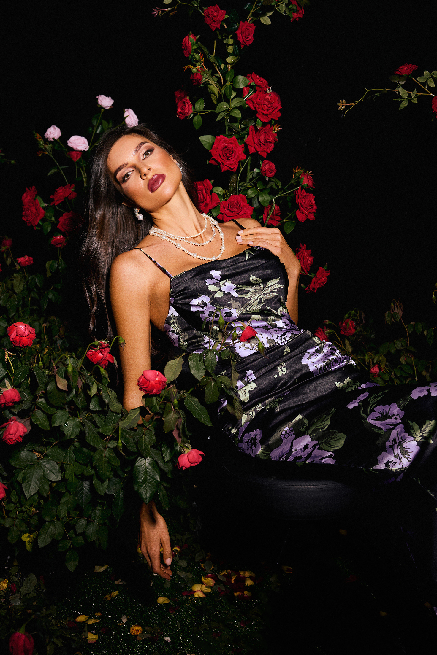 Kerry Sleeveless Flowers Slim Midi Dress