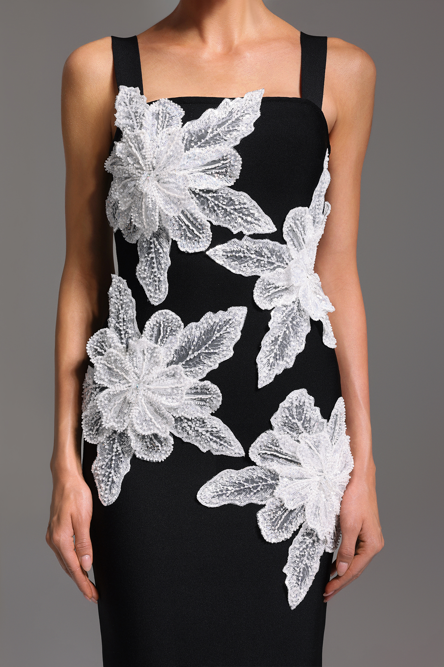Naira Sleeveless Diamond Flowers Bandage Midi Dress