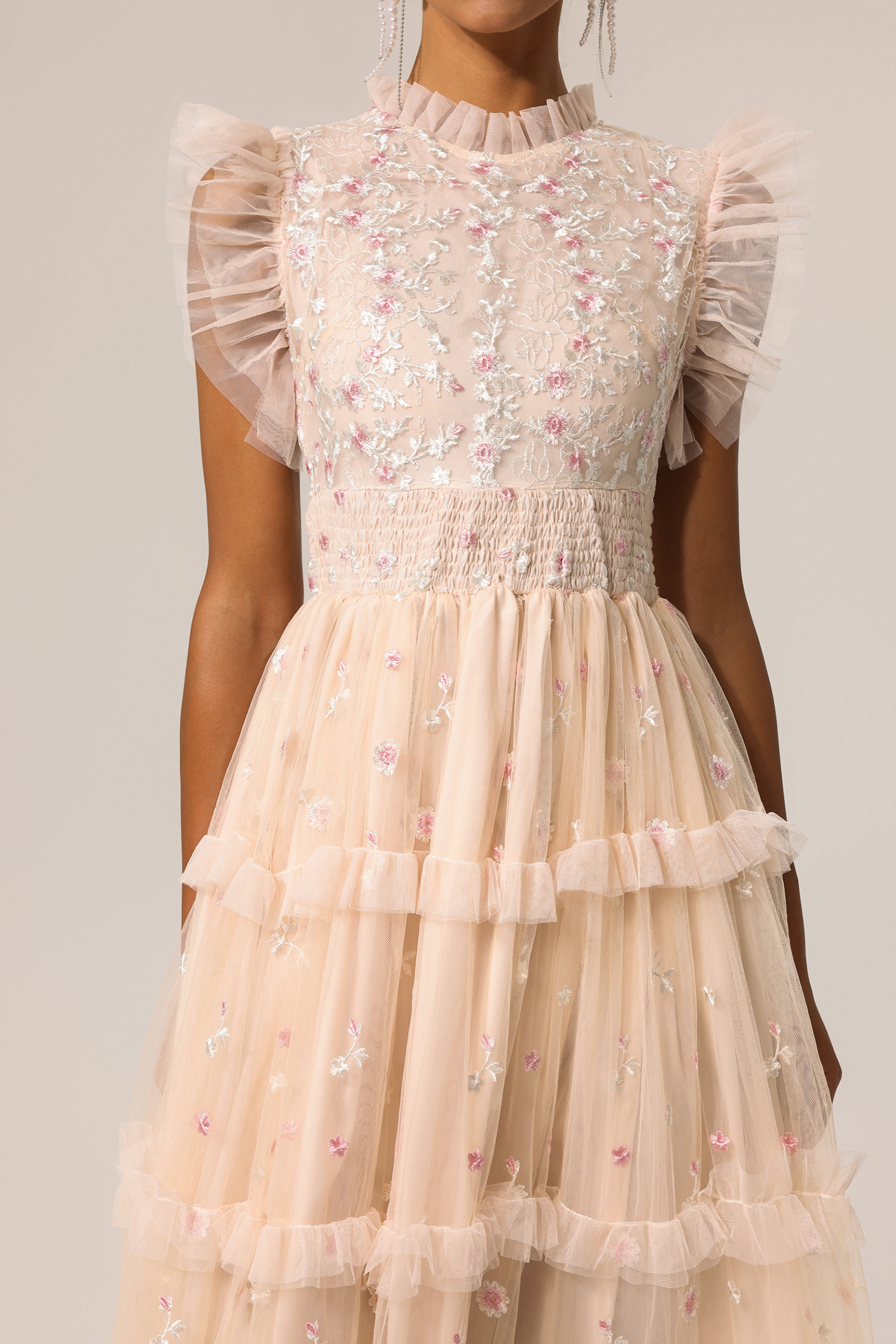 Quinny Round Neck Folds Sleeveless Midi Dress