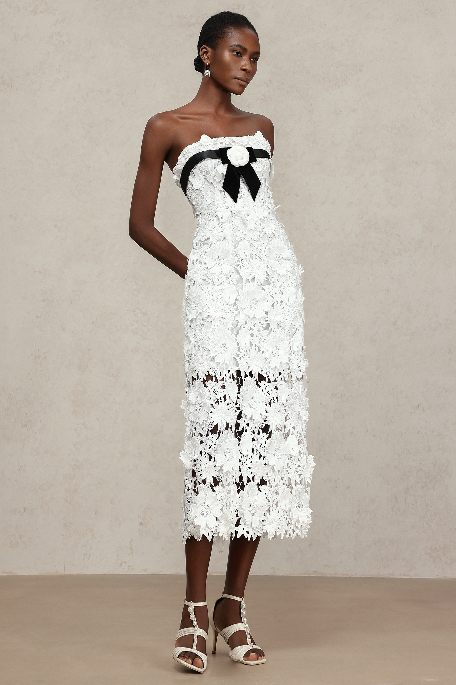 Ezra Sleeveless Lace Flowers Maxi Dress