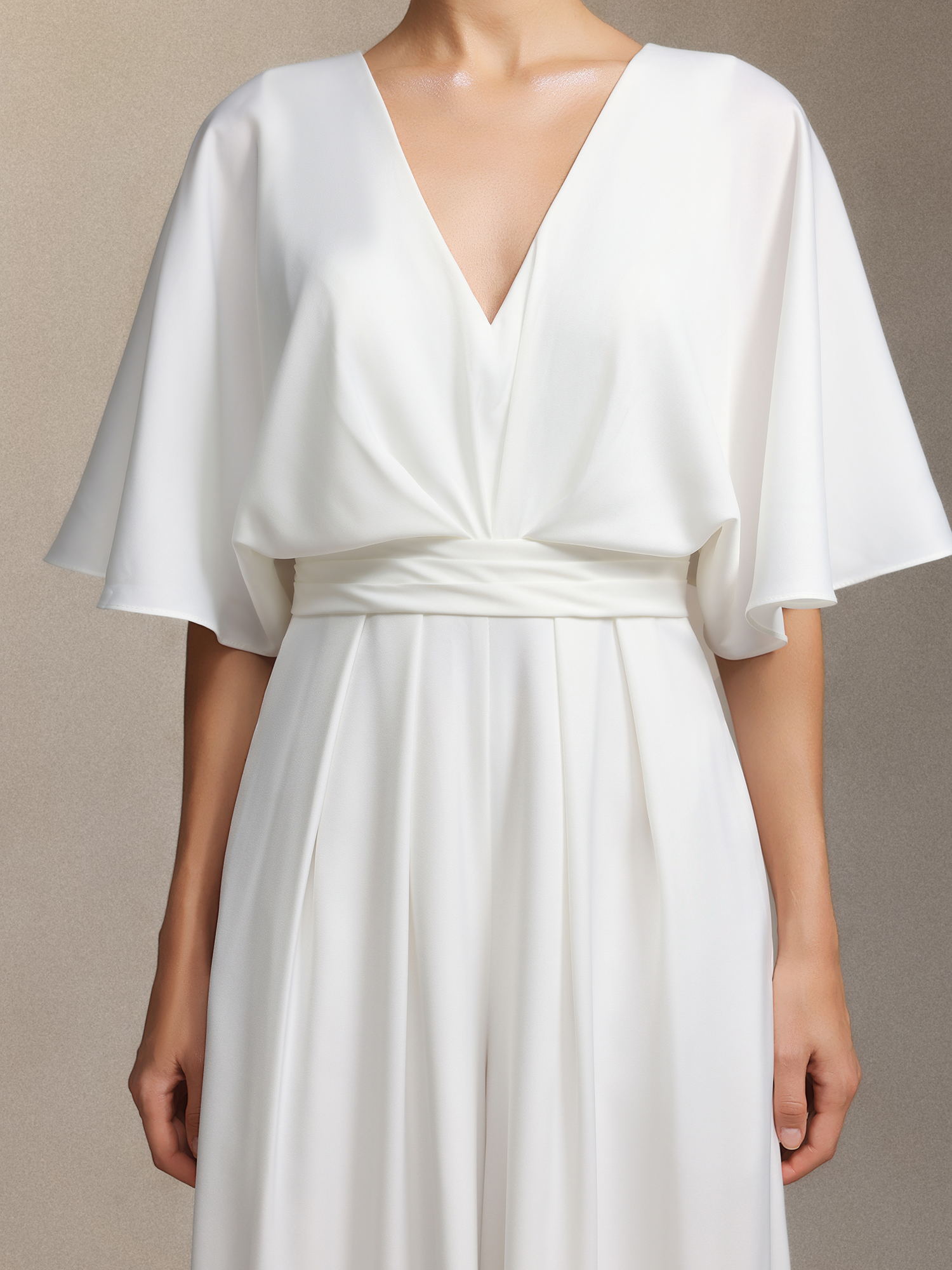 Nadine Deep V-neck mid-sleeved corset maxi dress