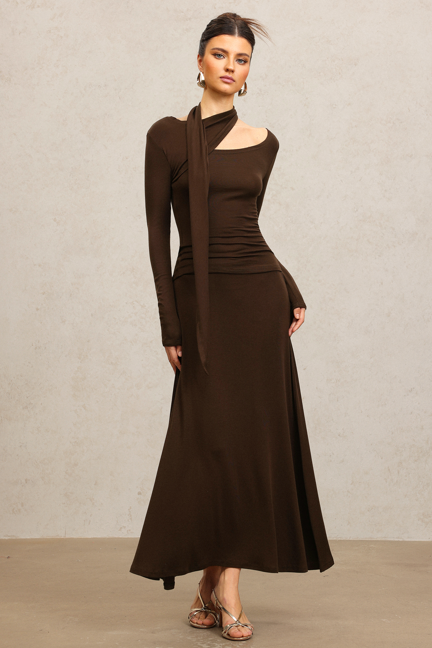 Yuio Long Sleeves Asymmetric Streamer Top And Skirt Two-Piece Set