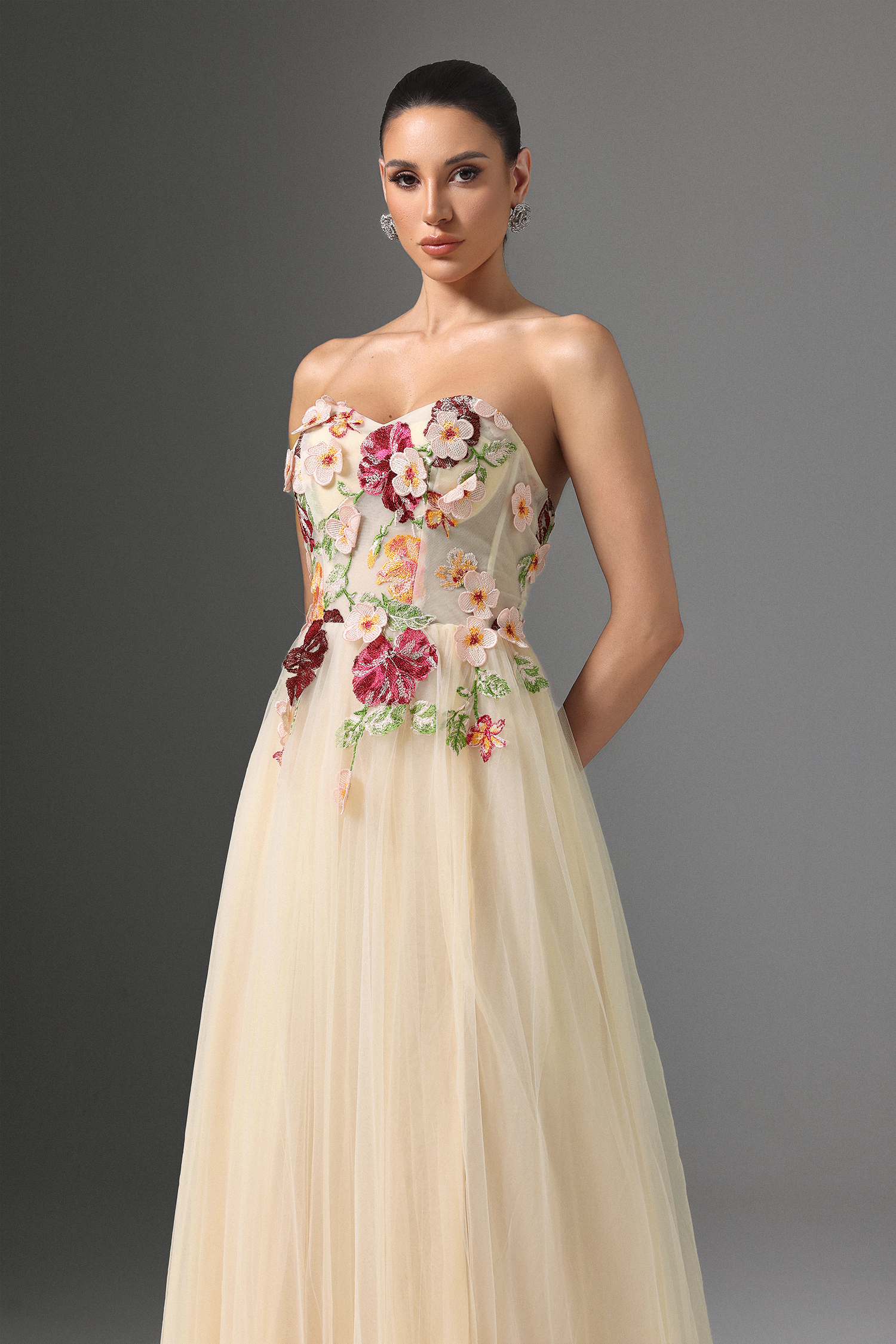 Sophiess Strapless Floral Embroidered High Slit Maxi Dress