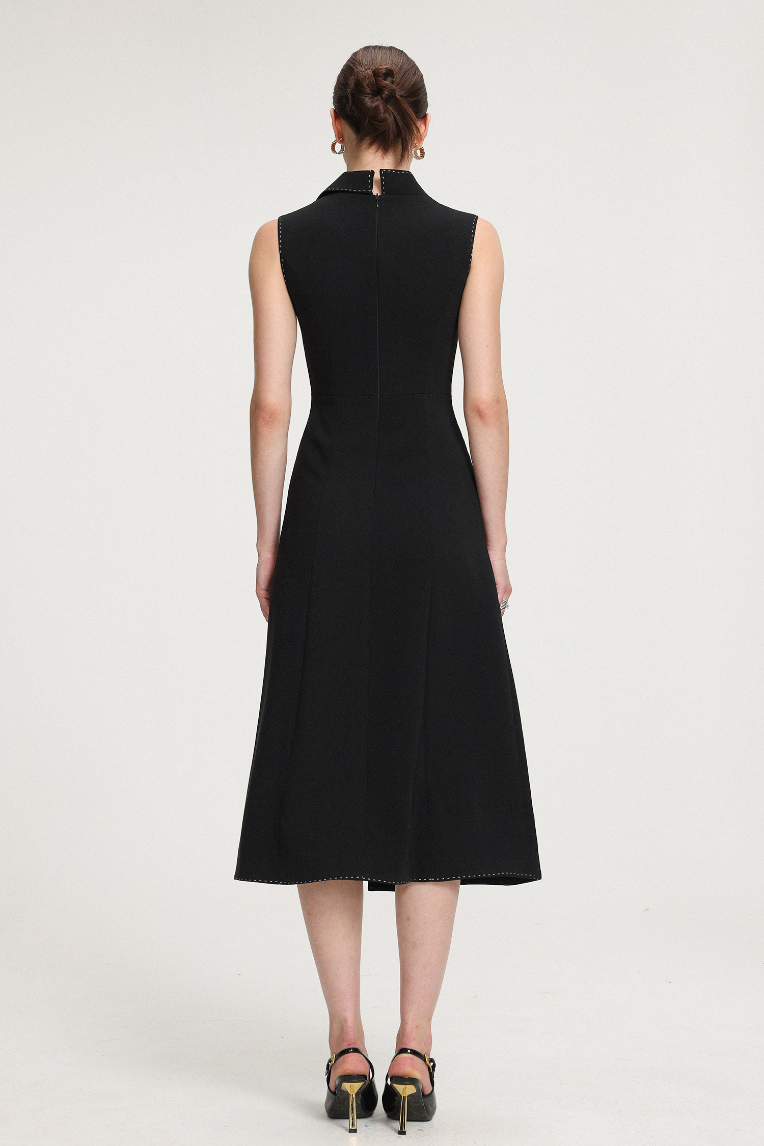 Contrast-Stitched Crepe Midi Dress