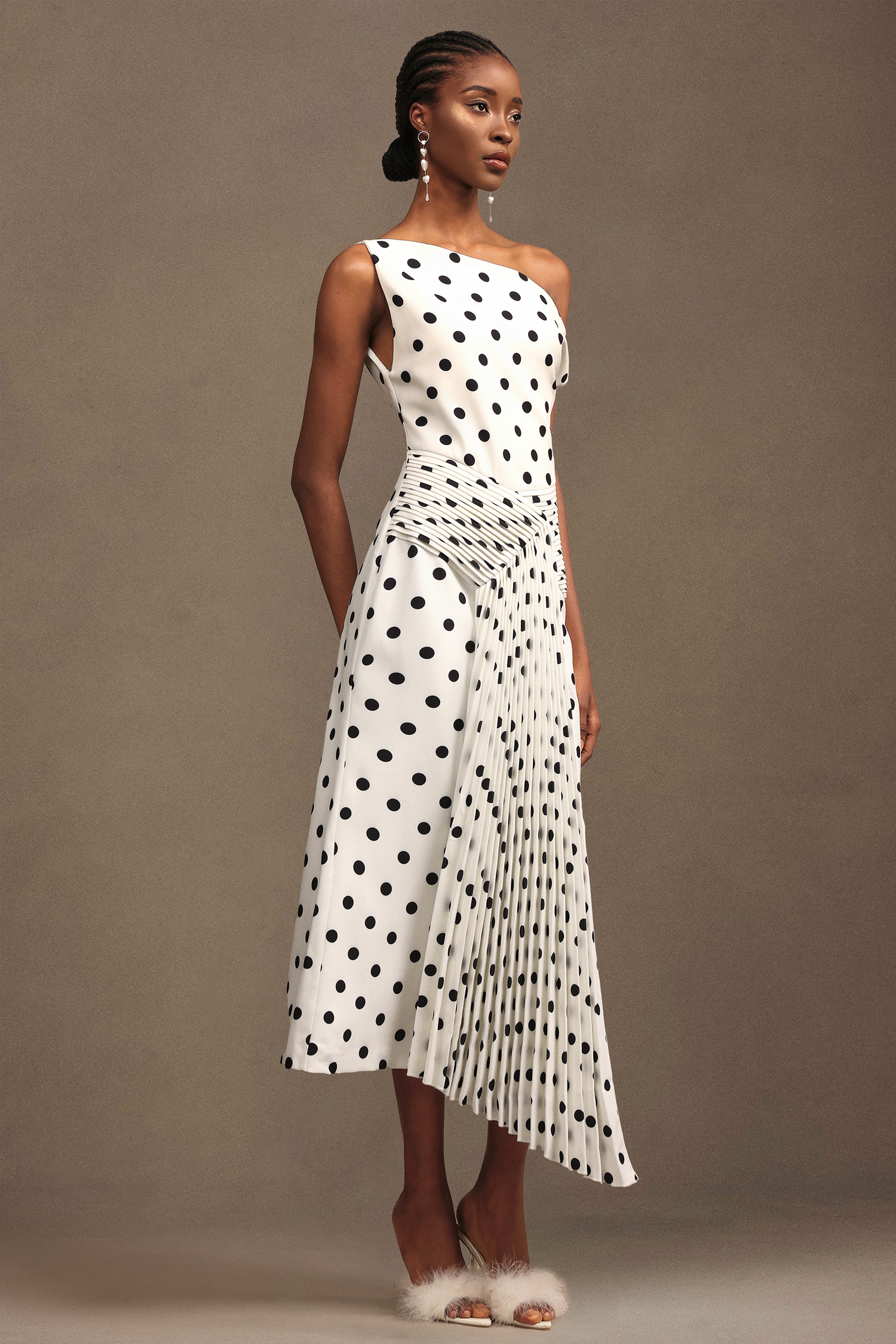 Hutuny Polka Dot One Shoulder Fold Maxi Dress