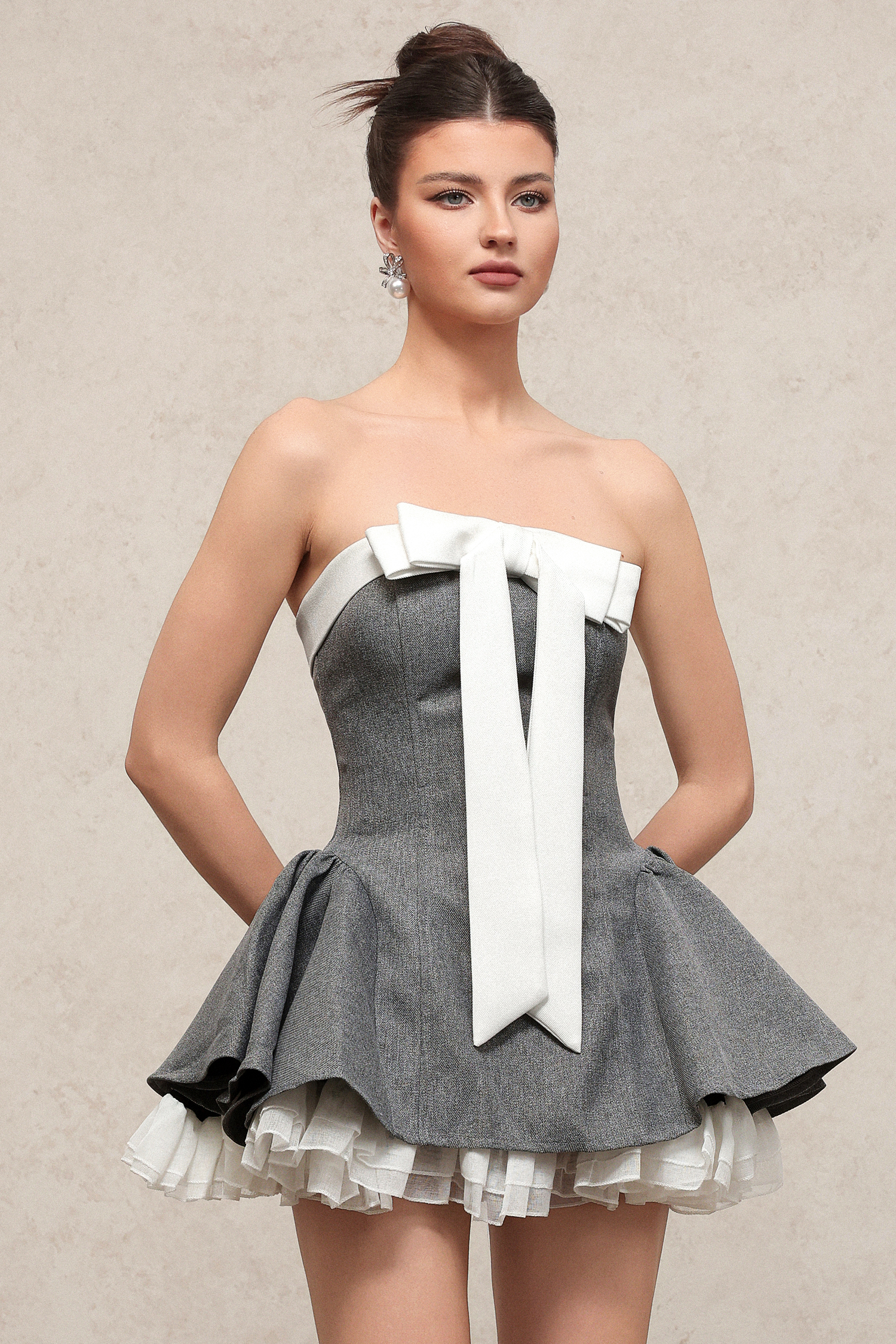 Janneth Chic Waist-Defining Sleeveless Bow Woven Mini Dress