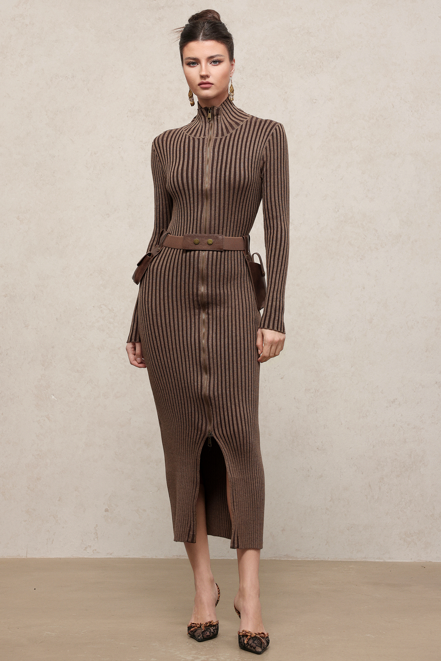 Doda Edgy Contour Long Sleeve Knit Maxi Dress