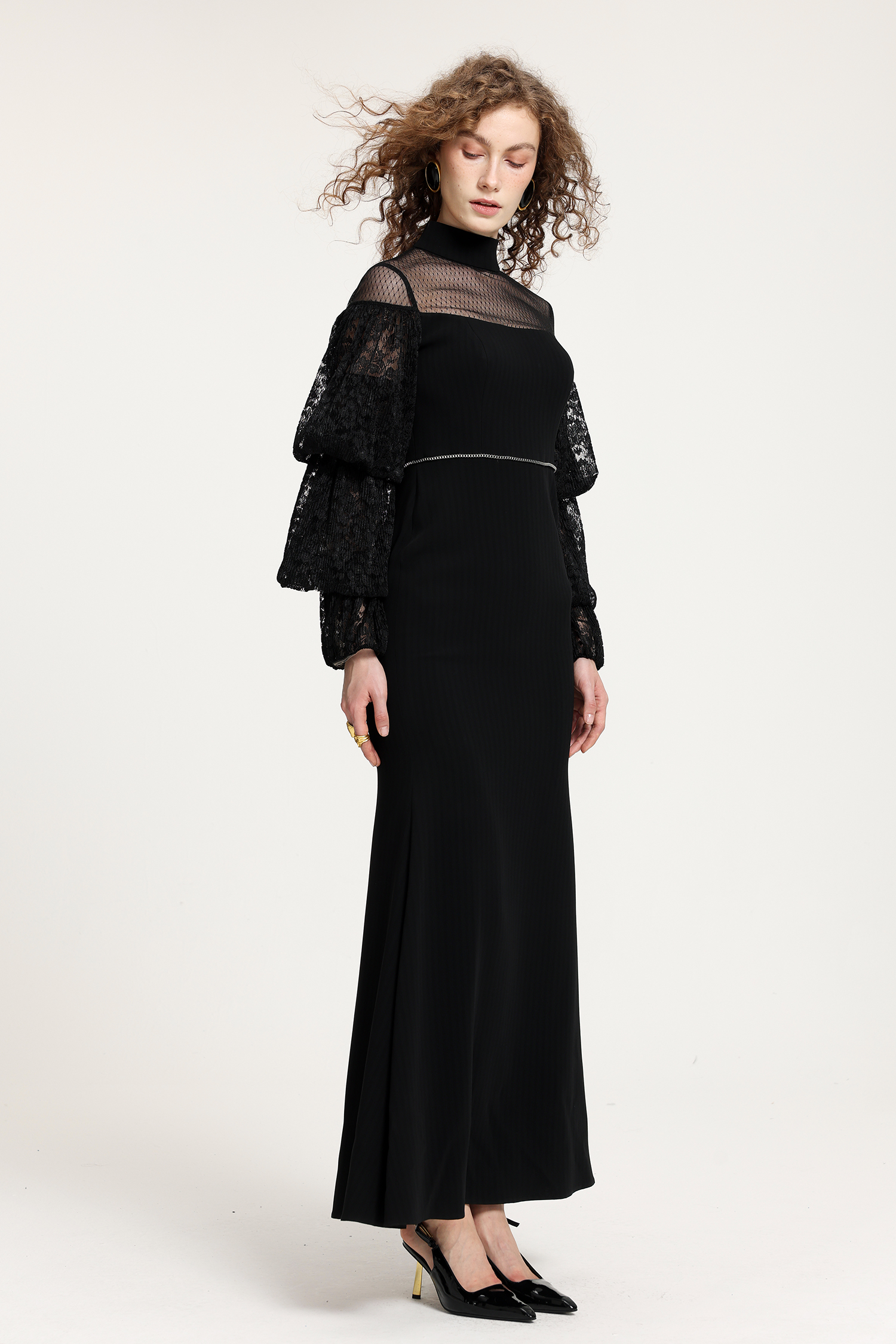 Lace Puffed Sleeve Mesh Paneled Mermaid Gown