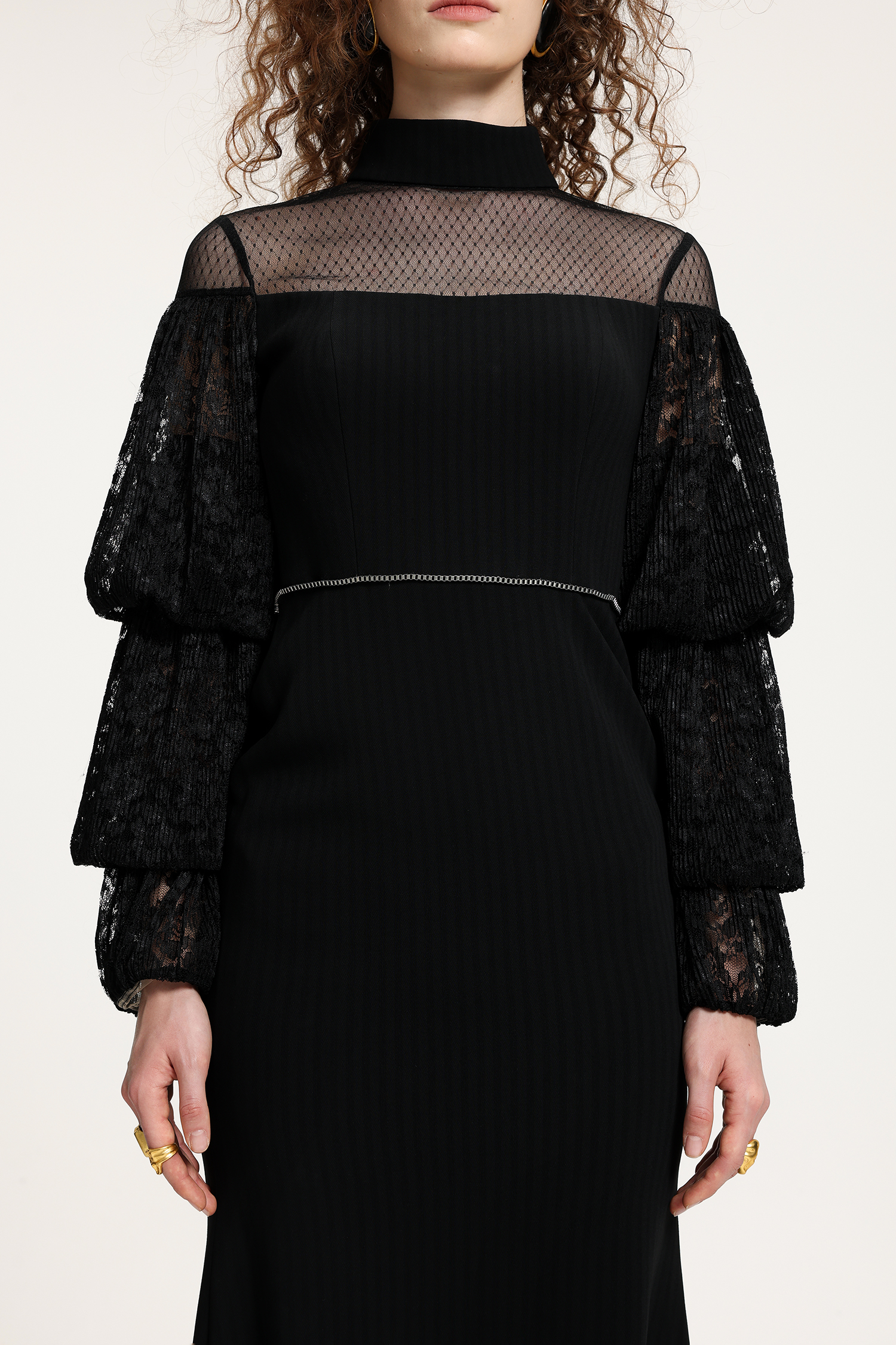 Lace Puffed Sleeve Mesh Paneled Mermaid Gown