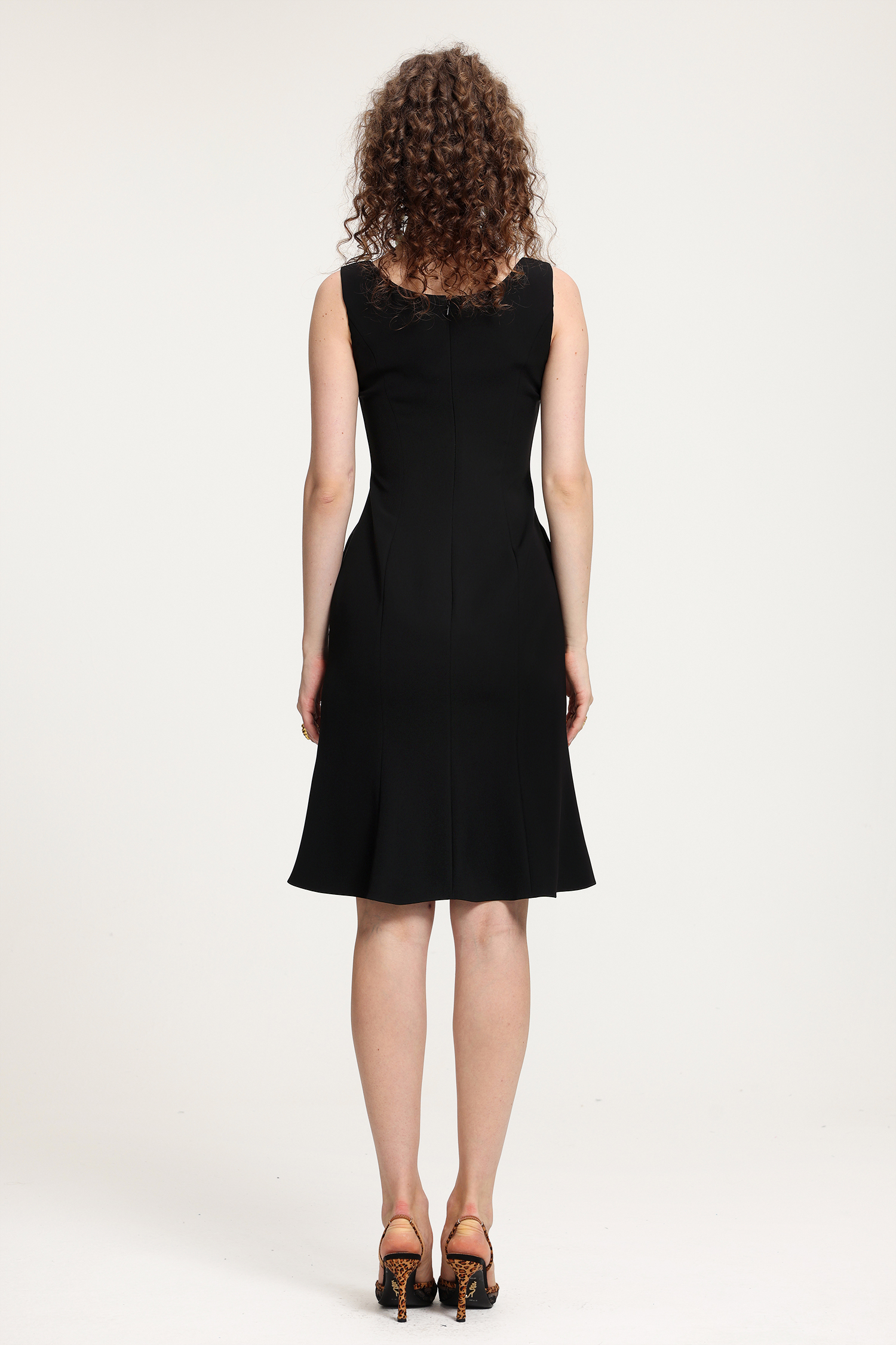 Scoop Neck Sleeveless Flared Midi Dress