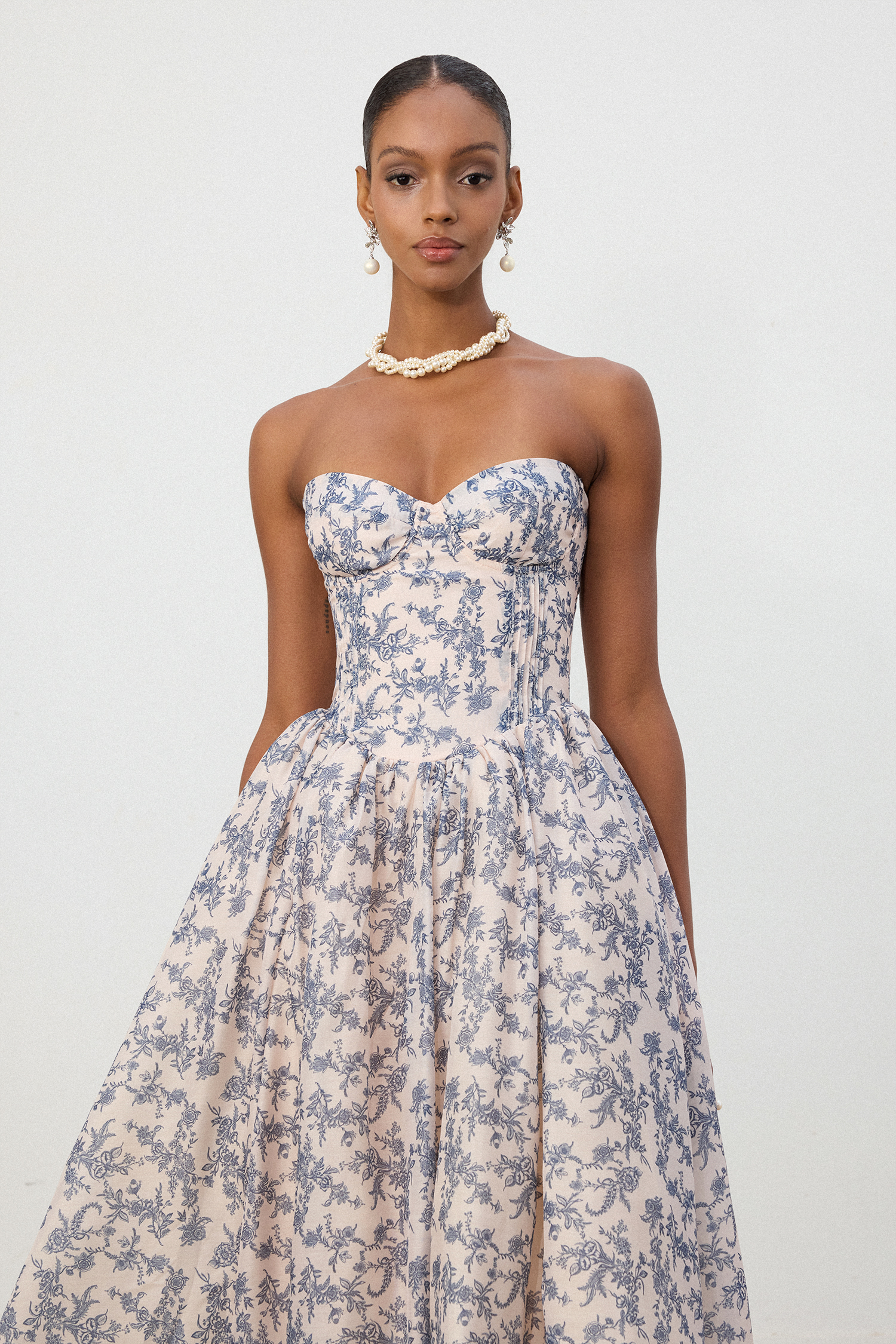 Blue Floral Strapless Sweetheart Midi Dress