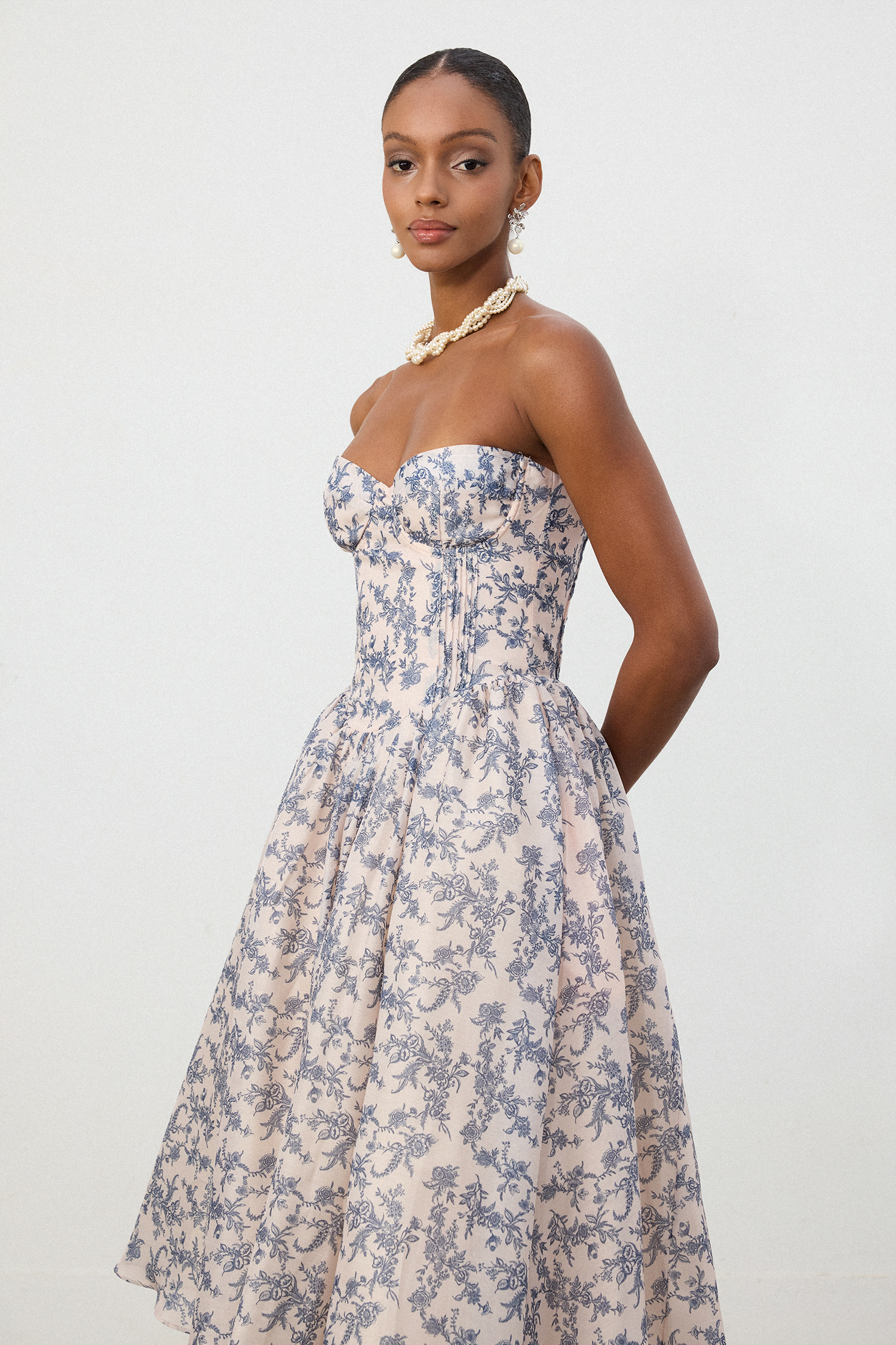 Blue Floral Strapless Sweetheart Midi Dress