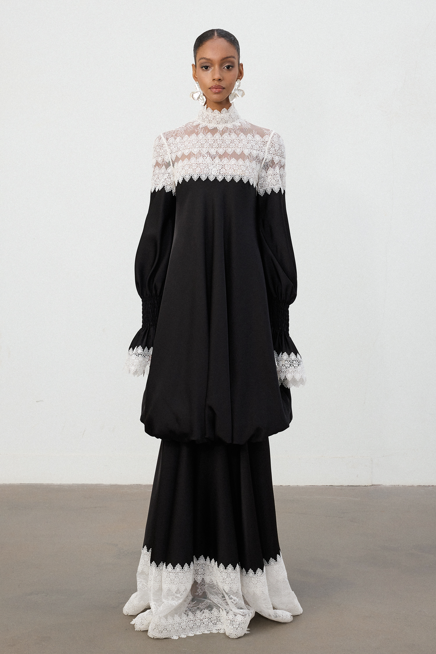 Romantic Lace-Trim Black Floor-Length Skirt