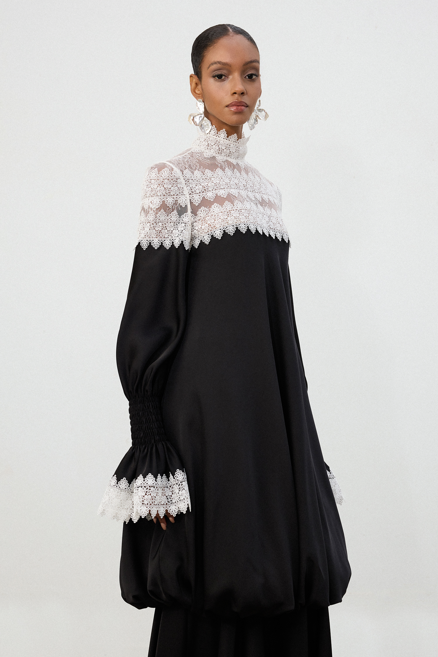 Romantic Lace-Trim Black Floor-Length Skirt