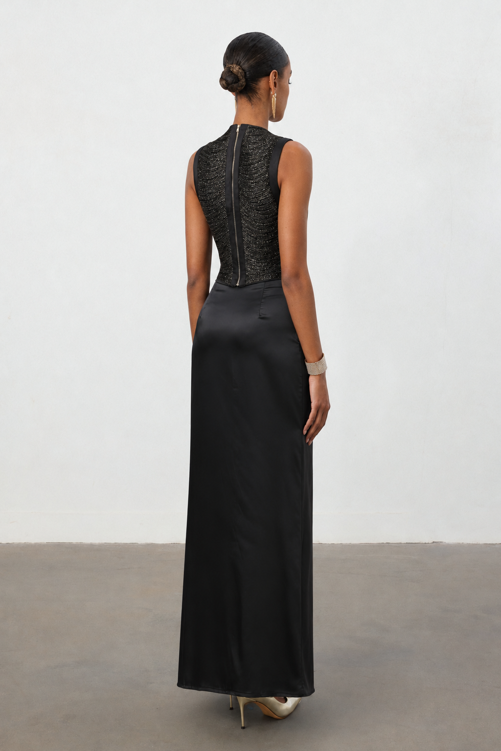 Halasa Stylish Sleeveless Fringe Top Satin Midi Skirt Woven Two Piece Set