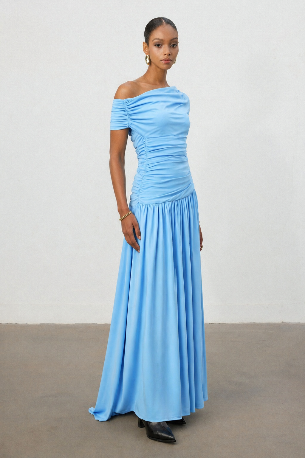 Gamora Elegant Contour One Shoulder Ruched Maxi Dress