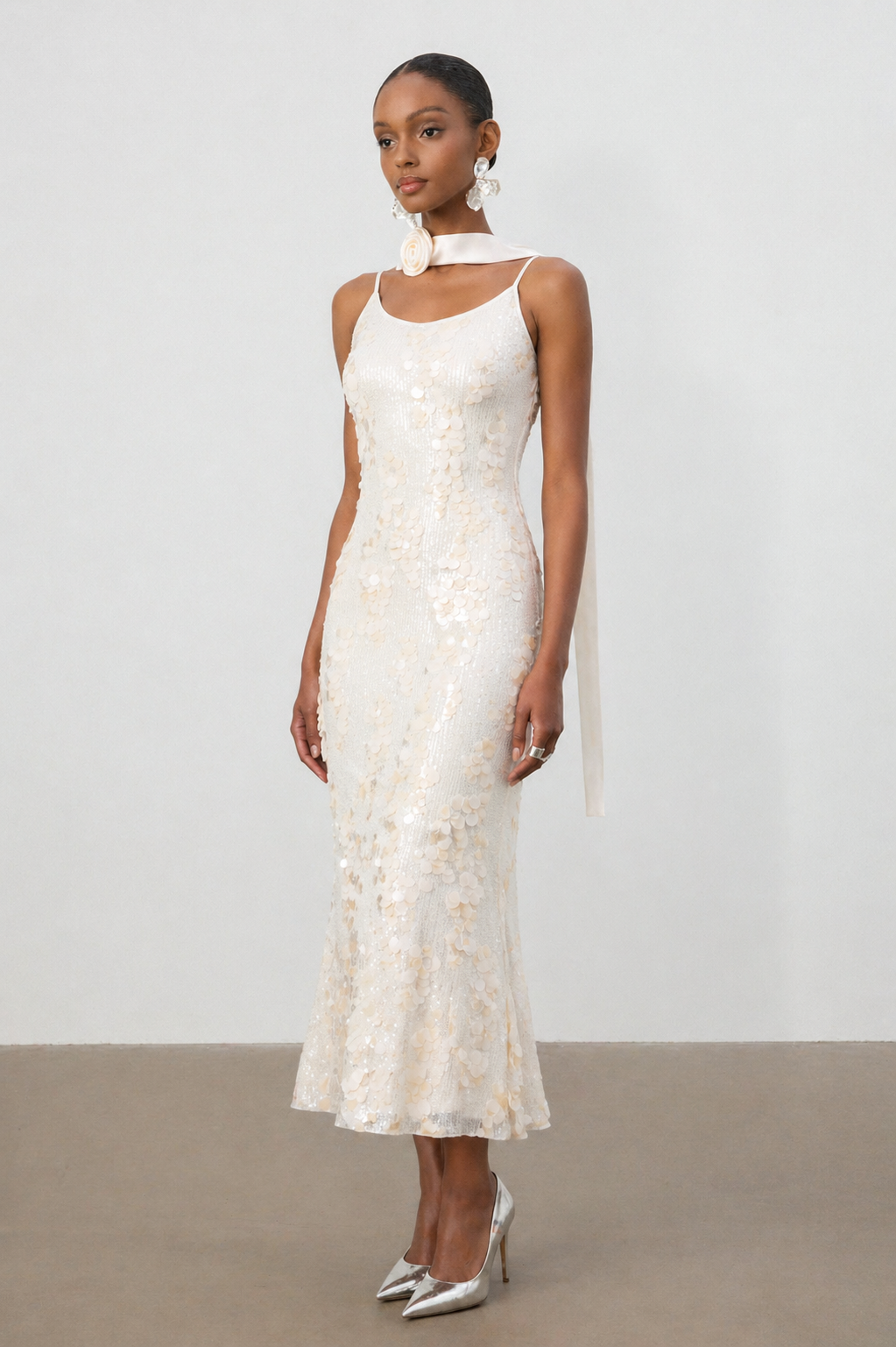 Farera Chic Contour Sleeveless Sequin Maxi Dress