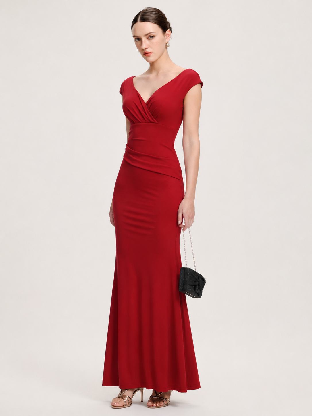 Yonce Romantic Contour V Neck Pleated Maxi Dress