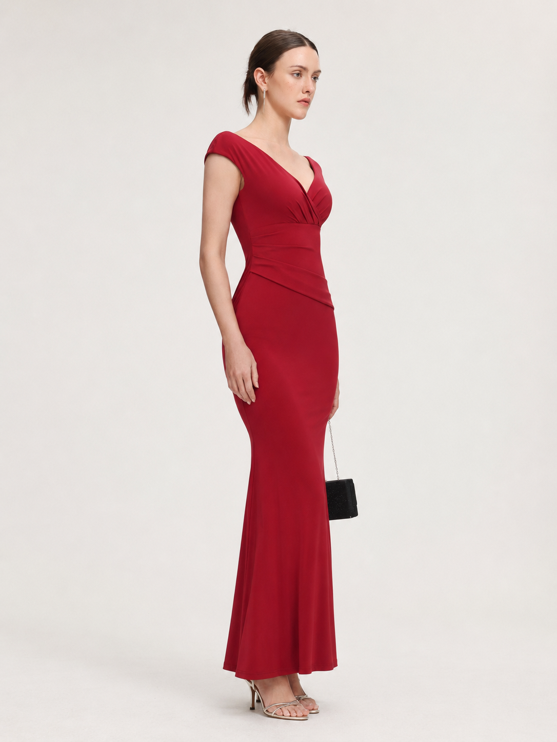 Yonce Romantic Contour V Neck Pleated Maxi Dress