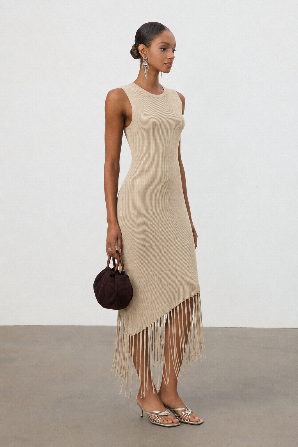 Garela Elegant Contour Round Neck Sleeveless Knit Maxi Dress