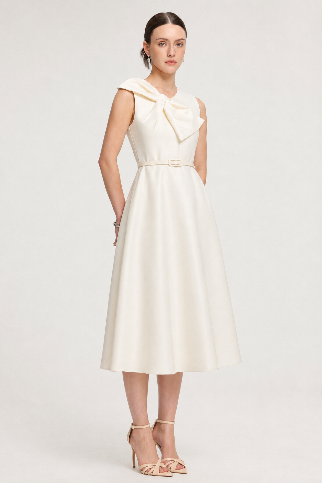 Fallon Elegant Tailored Sleeveless Bow Detailed Woven Maxi Dress